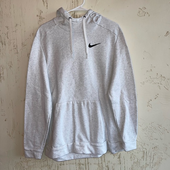 light grey nike shirt